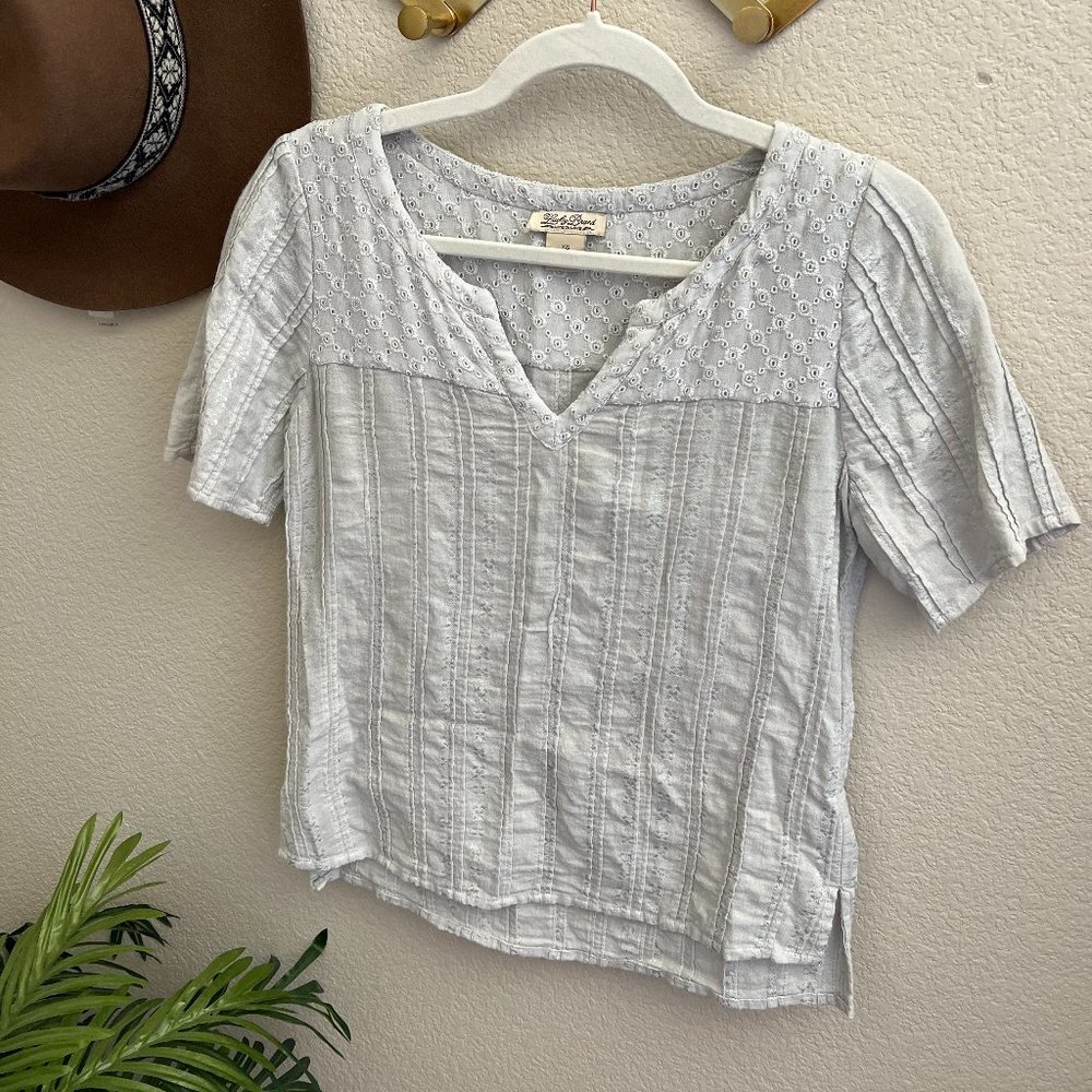 Lucky Brand Light Gray Embroidery Floral Short Sleeve Bohemian Blouse Shirt Top
